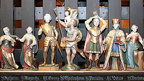 Die Vierzehn Nothelfer aus der Pfarrkirche Berching wurden aus verschiedenen Gruppen neu zusammengestellt, Foto: Kreitmeir